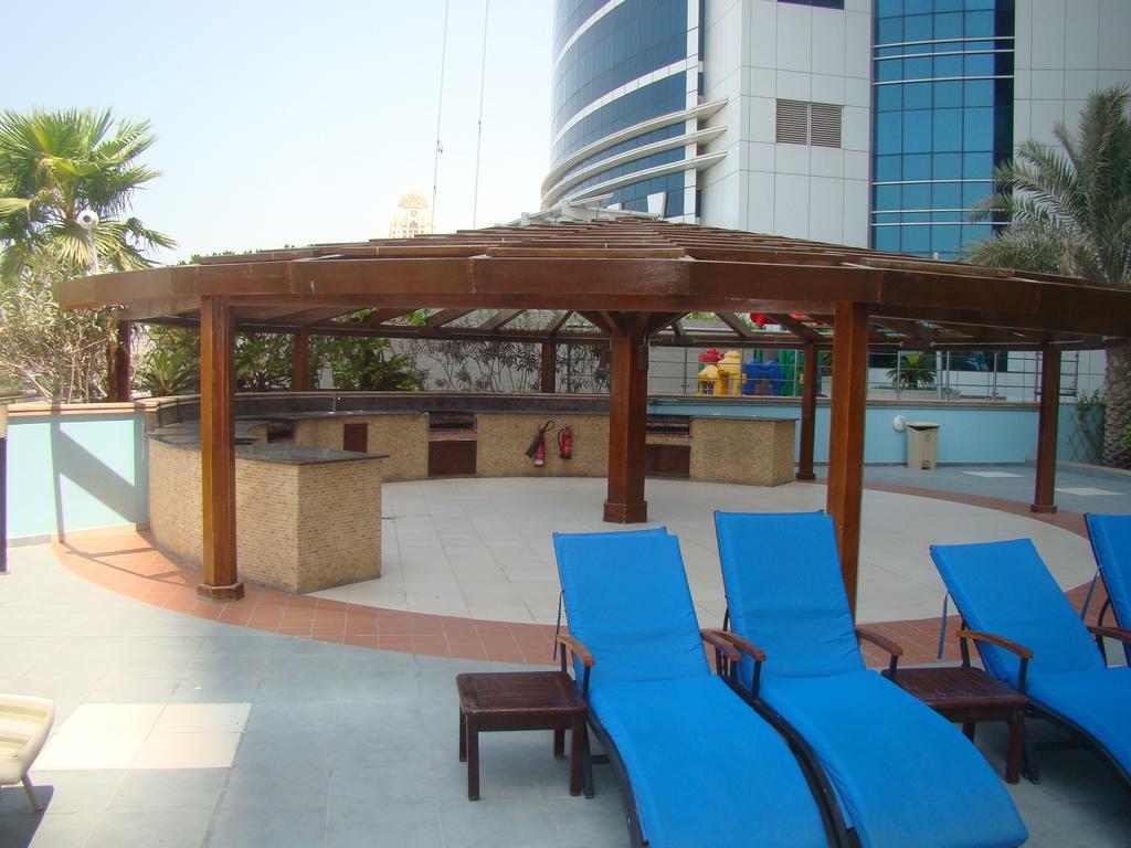Espace Holiday Homes - Ocean Heights 14 Dubai Exterior foto