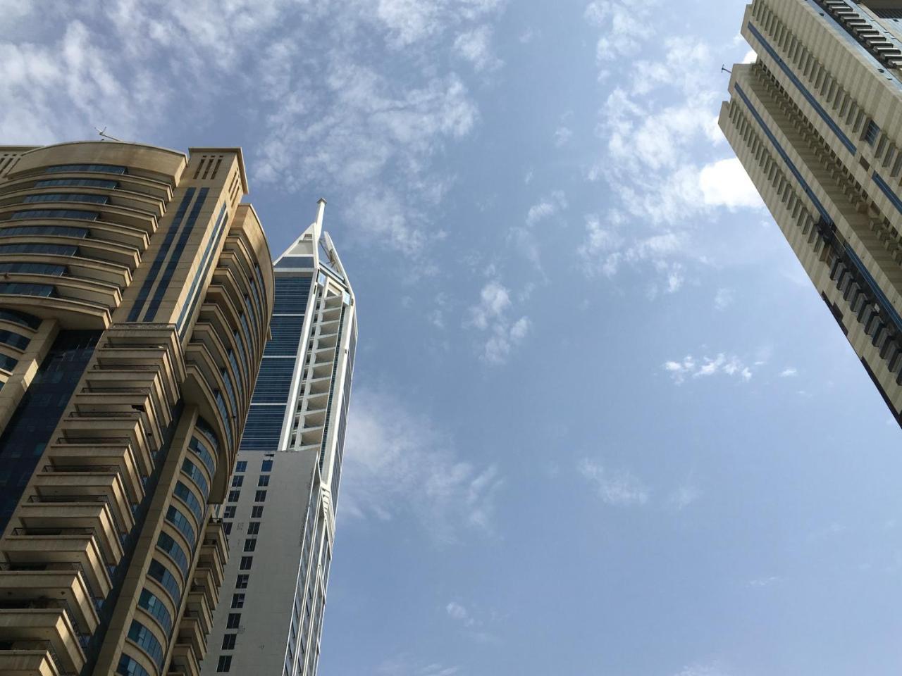 Espace Holiday Homes - Ocean Heights 14 Dubai Exterior foto
